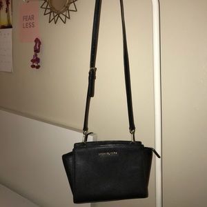 MICHAEL KORS BAG